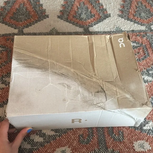 NWT On The Roger Clubhouse Mid in White & Sandstone men’s size 7 - Picture 12 of 13